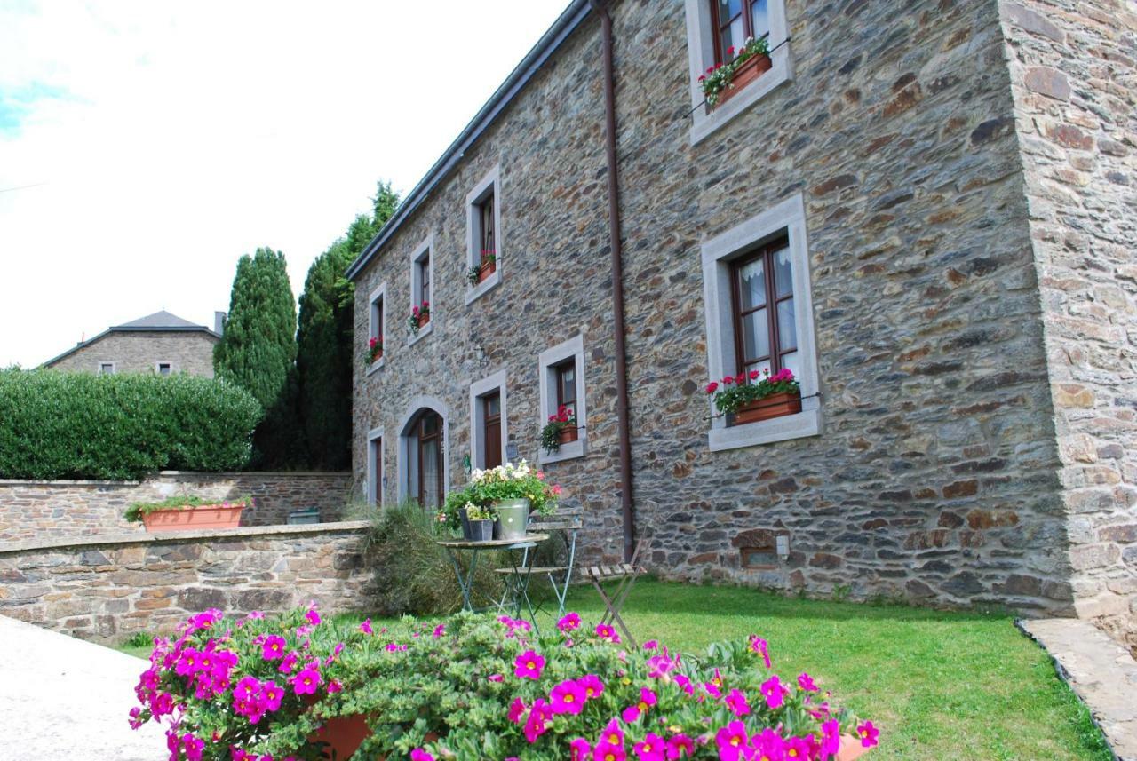 Petite Reine Bertrix Exterior photo